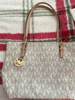 Michael Kors Beige Logo Tote Bag with Gold Accent FINAL DAYS!